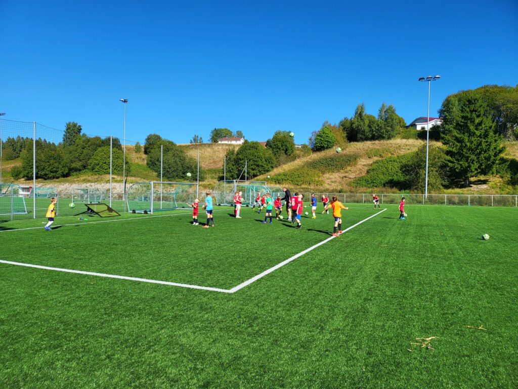 Thumbnail for Frogner IL Fotballakademi - Prøv gratis!