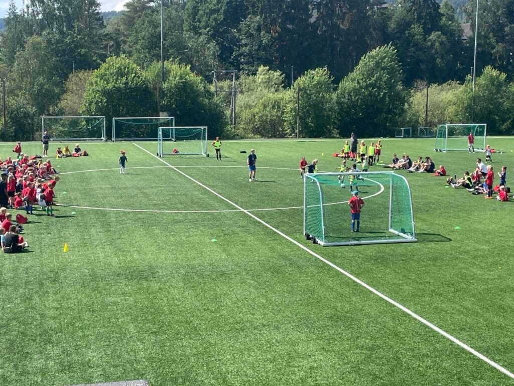 Thumbnail for Vellykket gjennomføring av Tine Fotballskole 2024!