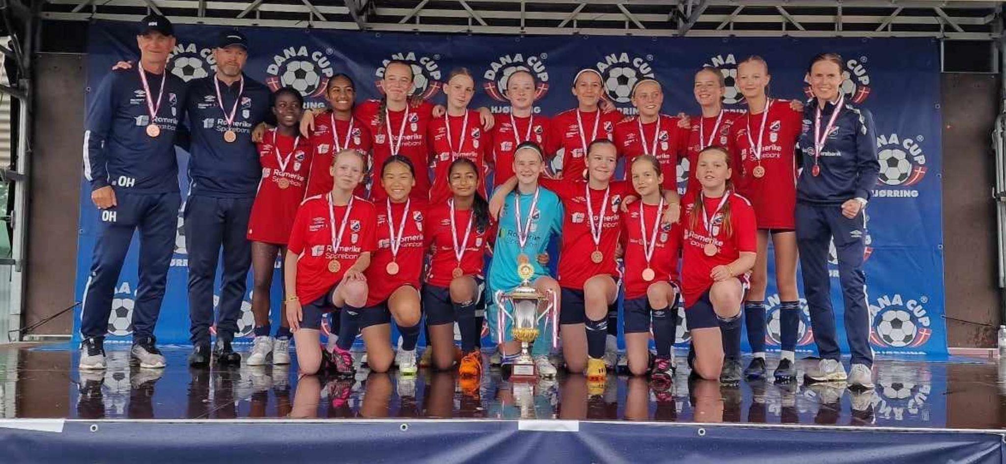 Thumbnail for Bronse for for J2011 i Dana Cup!